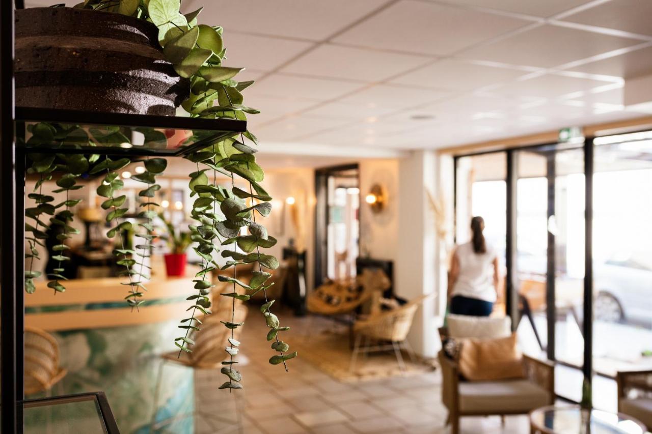 Hotel Les Sables - Urban Style - By Logis Hotels กาเนต์-อ็อง-รูสซียง ภายนอก รูปภาพ